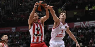 EuroLeague round 14 Luke Sikma Olympiacos vs Valencia