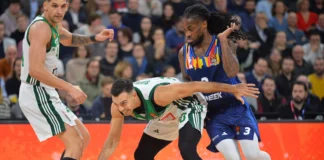 EuroLeague Basketball - Kostas Sloukas dishes career-high 12 assists, Panathinaikos win EuroLeague round 14