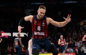 Tadas Sedekerskis of Baskonia - Photo: EuroLeague Basketball