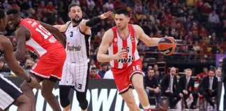 Olympiacos captain Kostas Papanikolaou against Virtus Bologna in a game for EuroLeague round 28 on March 7. 2024 - Photo: EuroLeague Basketball